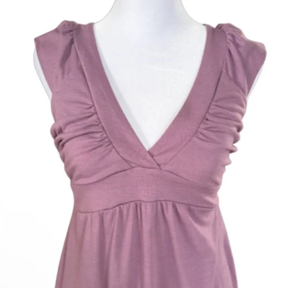 Guess Mauve Pink V-Neck Sleeveless Dress - Picture 3 of 4